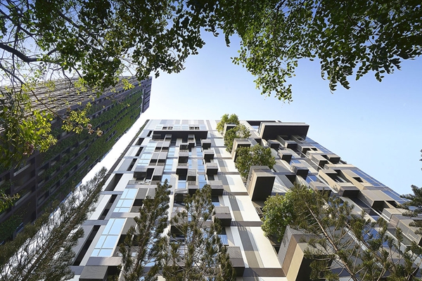 泰國-素坤逸路38號立體綠化景觀