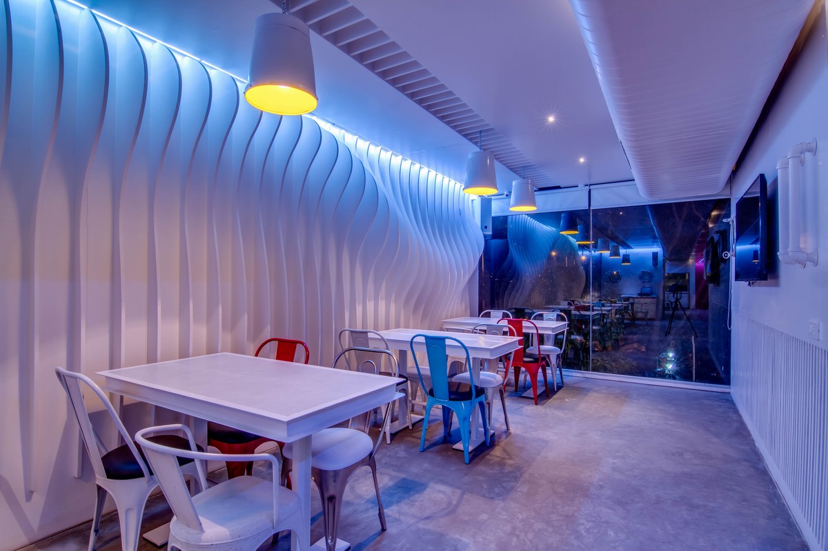 印度海得拉巴Dock 45集裝箱夜店