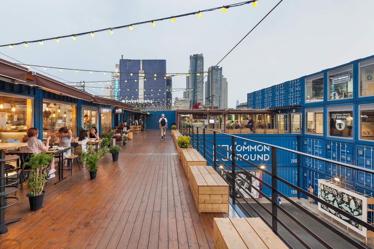 韓國首爾Common Ground“集裝箱”商業建筑